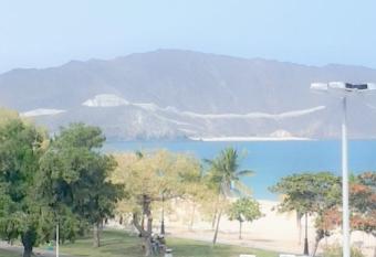 Khorfakkan Hotel Apartments allows 18 year olds to book a room