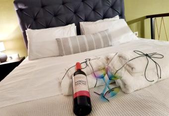 Dimitris apartments has Balcony rooms