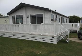 Camber Sands Lodge has Balcony rooms