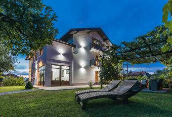 Apartments Luci   has Balcony rooms