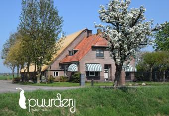 Puurderij B&B en meer... has Balcony rooms