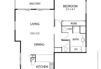 Ringwood Royale has rooms with a private hot tub