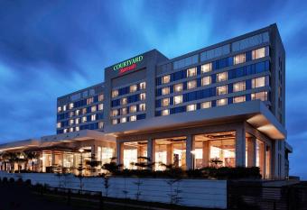 Courtyard by Marriott Pune Chakan allows 18 year olds to book a room