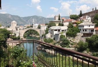 Guest House Goa Mostar has Balcony rooms