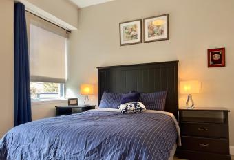 Victoria old town one bedroom apartment has Balcony rooms