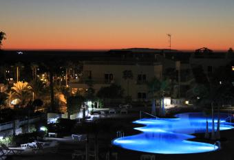 La vida buena has Balcony rooms