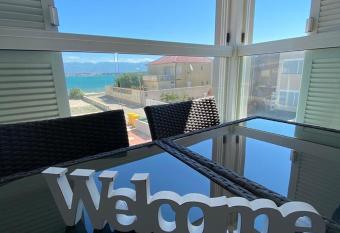 Apartman Erika allows 18 year olds to book a room