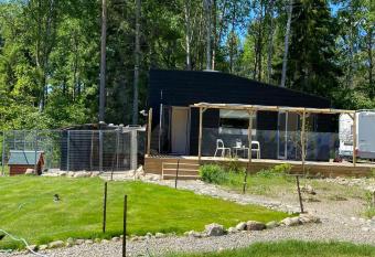 Tiny house in the middle of nature has Balcony rooms