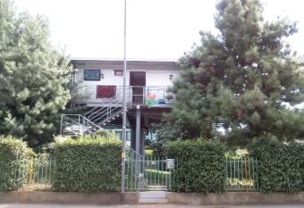 BGY Airport Guesthouse allows 18 year olds to book a room