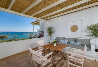 La Mer Seaside Apartments has Balcony rooms