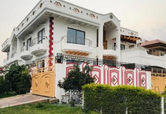 Green Line Motel Islamabad has Balcony rooms