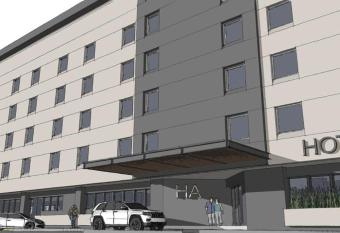 Hotel Amberes allows 18 year olds to book a room