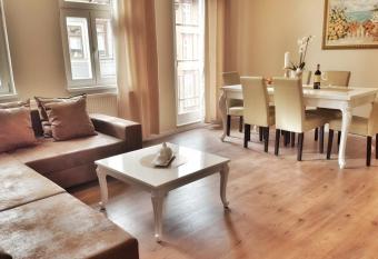 Appartement am Bachhaus has Balcony rooms