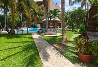 Hotel Plaza Huatulco Bungalows has Balcony rooms