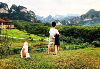 Billion Views Khaosok Homestay has Balcony rooms