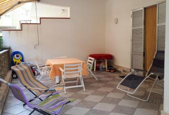 Casa Vacanze Girasoli has Balcony rooms