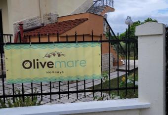 Olivemare Holidays has Balcony rooms