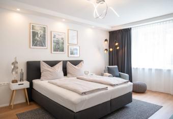 MH Living - Skandinavian Living Dream in Centre of Graz has Balcony rooms