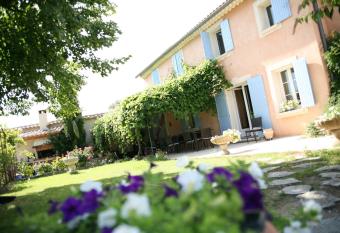 Mas des Sources has Balcony rooms