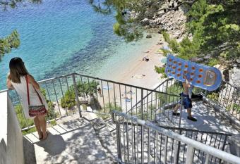 VILA MARIJA has Balcony rooms