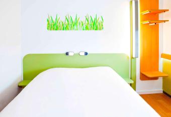 ibis budget Metz Technopole allows 18 year olds to book a room