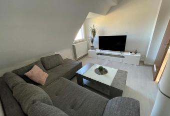 Apartment im Herzen von Alsdorf allows 18 year olds to book a room