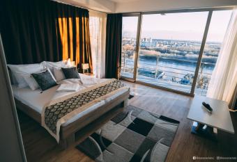 River View Apartments Hotel has Balcony rooms