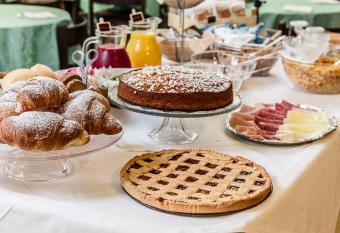 Holiday allows 18 year olds to book a room