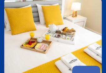 Villa Tavares Su  tes has Balcony rooms