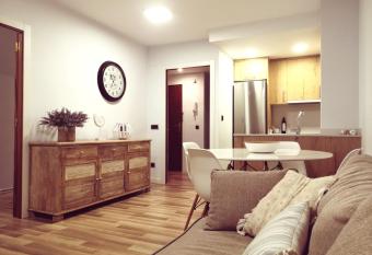 Apartamento Can CALET con PARKING en Sant Antoni de Calonge allows 18 year olds to book a room