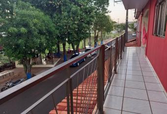 Sobrado 02 quartos pr  x. Hotel Recanto Cataratas allows 18 year olds to book a room