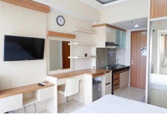 Sartika Apartment Margonda Residence 2 has Balcony rooms