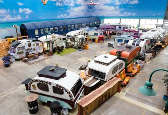 BaseCamp Bonn has Balcony rooms