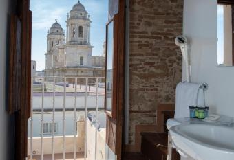 Casual con Duende Cadiz has Balcony rooms