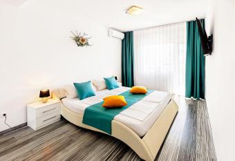 Vila Mosel has Balcony rooms