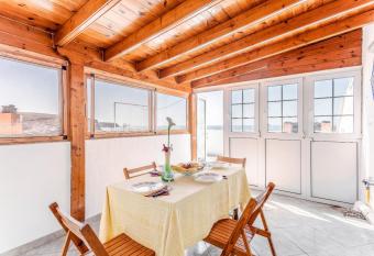 Casa Teresita has Balcony rooms