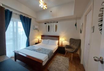 1 bedroom with balcony near airport has Balcony rooms
