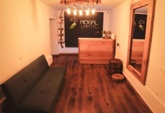 NOGAL HOSTEL has Balcony rooms