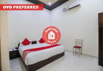 OYO 71380 Hotel Viom allows 18 year olds to book a room