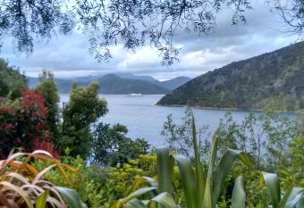 A Sea View B&B has Balcony rooms