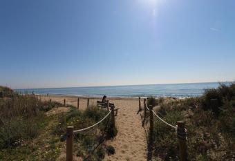 Lovely Bahia Marbella apartment allows 18 year olds to book a room