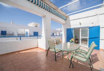 Apartamento Almadraba has Balcony rooms
