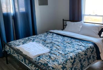 Budget Boarding Room near Downtown Pontiac Cheap to Stay allows 18 year olds to book a room