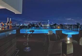 GEO7 Apartments by Garton s Group has Smoking/Balcony rooms