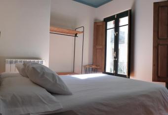 Apartamento   bside de San Juan I allows 18 year olds to book a room