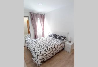 Apartamentos en Alameda junto al Corte Ingl  s has Balcony rooms