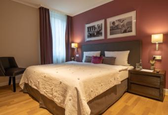 VILA VITA Rosenpark has Balcony rooms