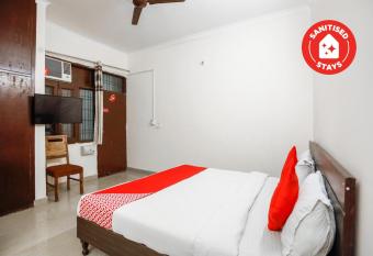OYO Av Residency Near Botanic Garden Of Indian Republic allows 18 year olds to book a room