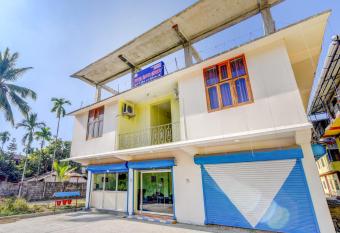 OYO Flagship 71257 Hotel Matri Smriti allows 18 year olds to book a room