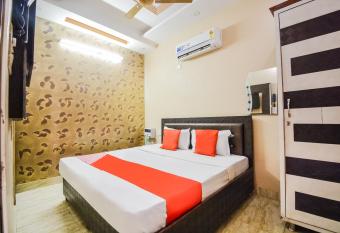 OYO Orange Residency allows 18 year olds to book a room